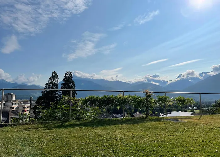 Les Dents-du-midi * Monthey